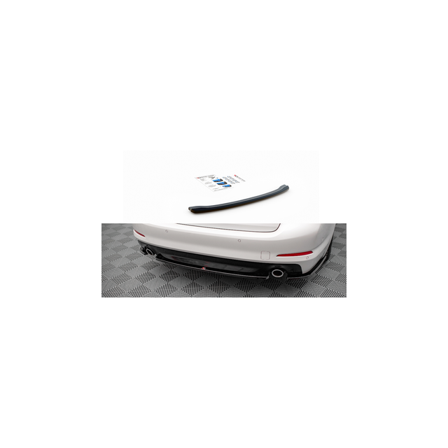 Централна Добавка за задна броня за BMW 5 G30 - Maxton Design