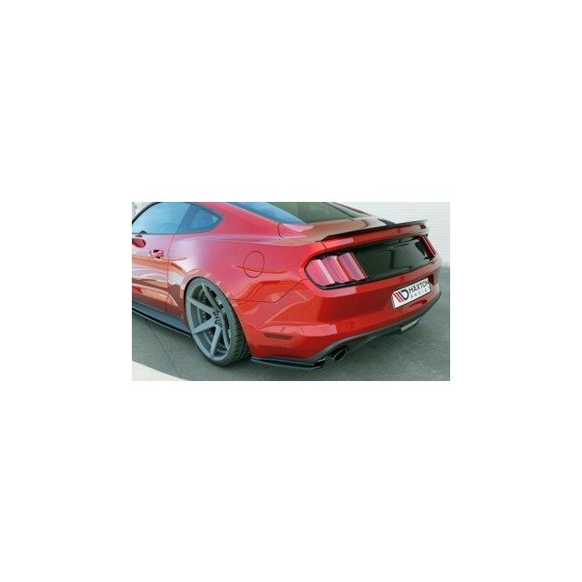 купи Добавки за задна броня Ford Mustang Mk6 - Maxton Design