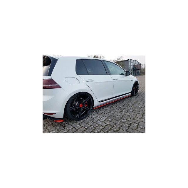 купи Добавки за прагове VW Golf Mk7 GTI Clubsport - Maxton Design