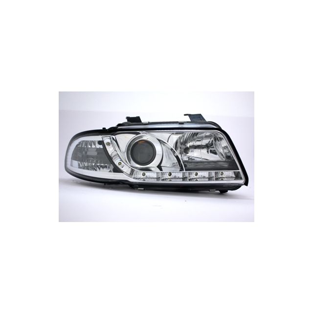 купи Кристални фарове с лупи и Angel eyes Audi A4 1994-1998г.Хромирани "Devil Eyes"
