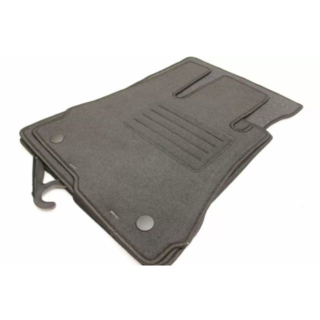 купи Стелки за Mercedes S-class W221 – Мокетни 09.2005+ Къса база,4 части.