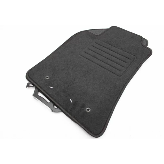 купи Мокетни стелки за Toyota Avensis (2003-2008) - предни и задни