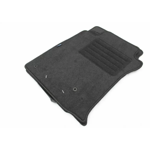 купи Мокетни стелки за Toyota Land Cruiser J120 / J150 - 3 врати - предни и задни